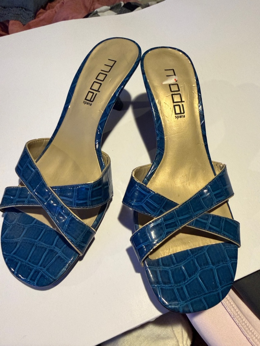 Moda Spana Blue Croc-Embossed Crisscross Slide Mules